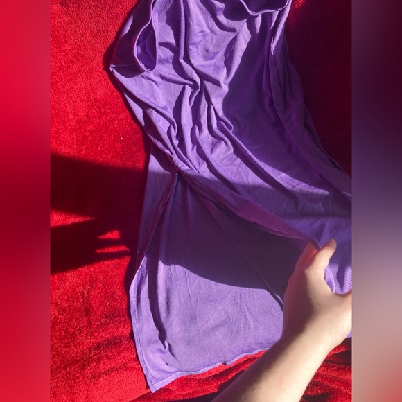 Split Dress - Picture 2 of 3